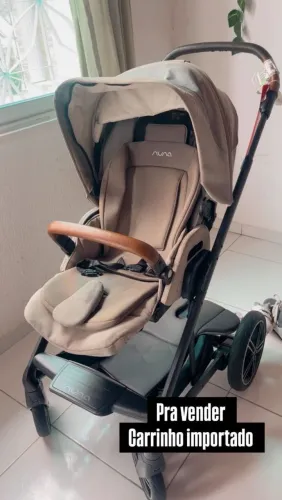 Carrinho de bebe importado