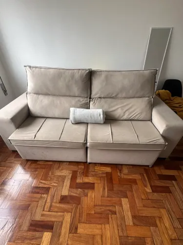SOFÁ RETRÁTIL 3 LUGARES