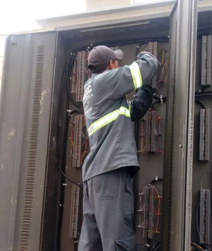 Vaga instalador em segurança eletrônica