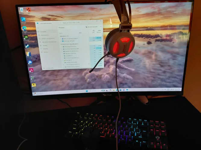? PC Gamer Ryzen 5 5600XT + RTX 3050 6GB<br>RODA DE TUDO