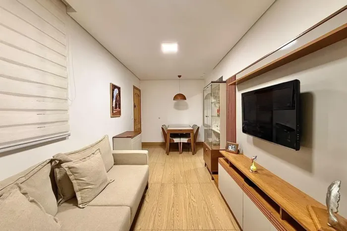 Apartamento à Venda - Sagrada Família, 4 Quartos, 70 m2