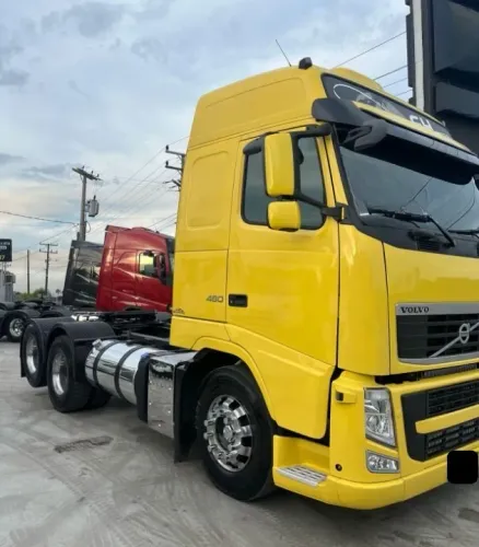 Volvo fh460 2015 amarelo