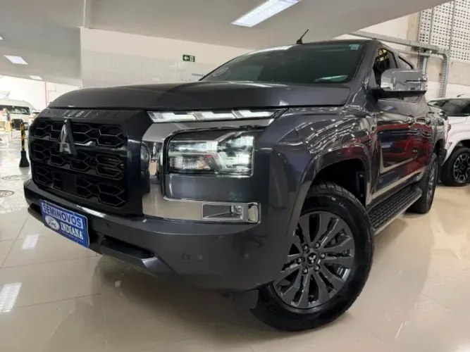 Mitsubishi TRITON HPE-S 2.4 CD 4X4 TB Diesel Aut. 2026