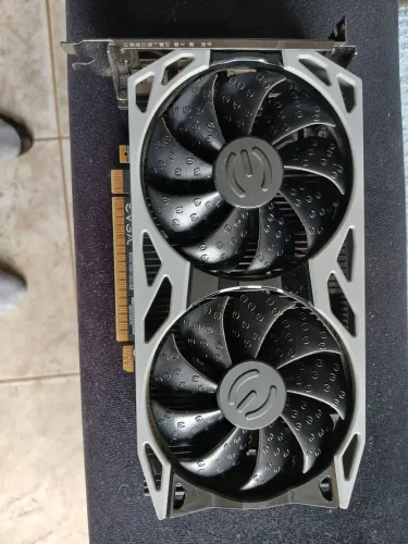 PLACA DE VIDEO EVGA 1650 4GB