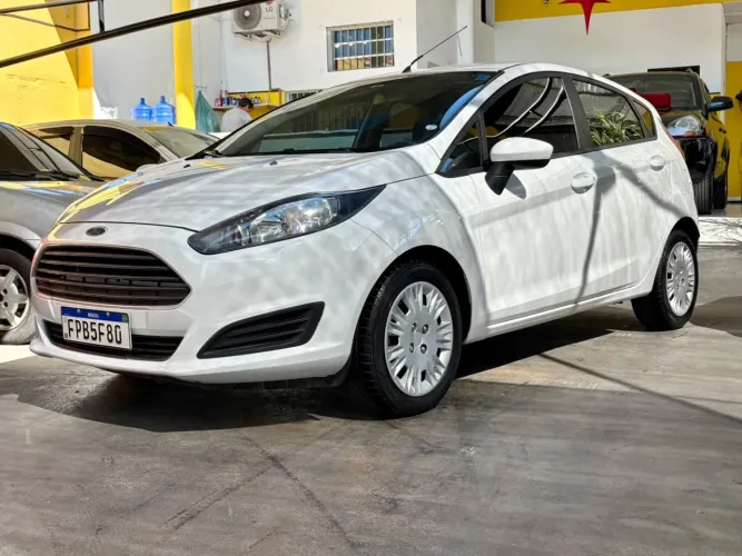 Ford Fiesta 1.5 16V Flex Mec. 5P 2015
