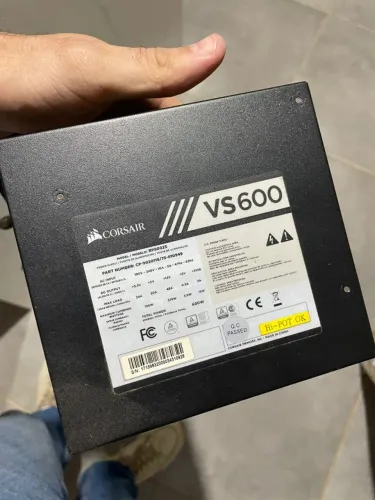 Fonte corsair VS600w