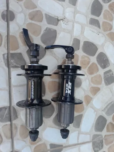 vendo 2 cubos traseiro k7 