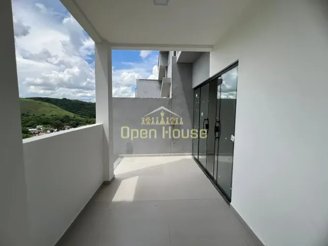 Casa Duplex à Venda em Barra Mansa no Bairro Colônia Santo Antônio | 3 Quartos com Suíte,