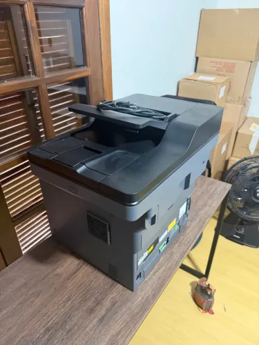 Impressora BROTHER DCP-L5652DN (ótimo estado) 