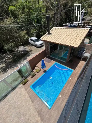 CASA 2 DORM COM PISCINA