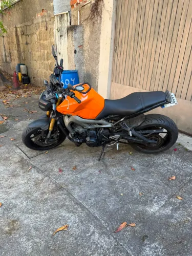 MT 09