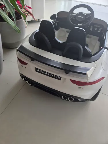 Carro infantil elétrico - Jaguar