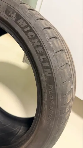 Pneu Michelin Pilot Sport 5 245 40 r18