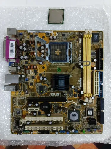 Placa mãe Asus.