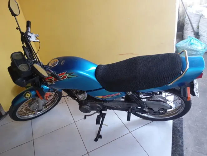 Moto cg 125 Titan cor azul Toda em dia um relíquia de moto moto e caixa marcha semi novo