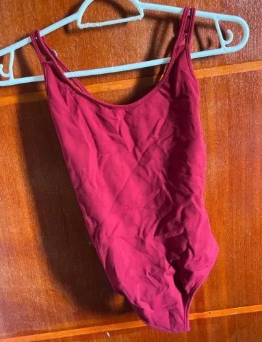 collant de ballet vermelho alça dupla