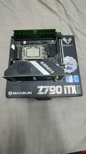 Kit i3 13100f e placa z790itx wifi