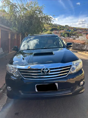 Toyota Hilux SW4 SRV D4-d 4X4 3.0 TDI Dies. AUT 2012