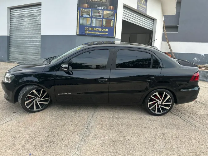 Volkswagen Voyage Comf/highli. 1.6 MI T.flex 8V 4P 2015