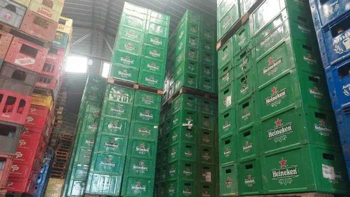 Engradados de 600 ml verde padrão