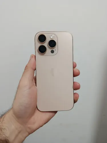 iPhone 16 Pro 128GB Desert
