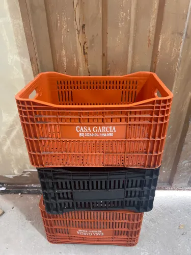 Caixa plástica