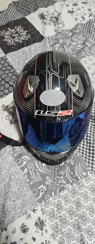 Capacete carbono ls2