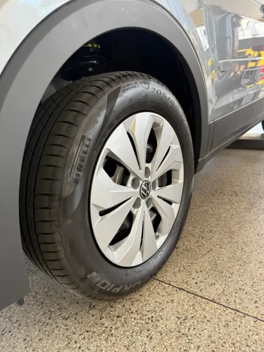 Jogo de 4 rodas de ferro acompanhado com calotas do T Cross Aro 16