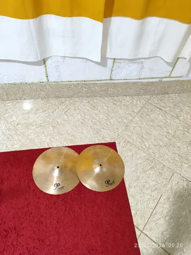 Par de chimbal da planet liga latão. Usado perfeito
