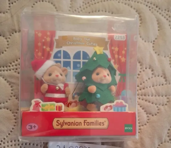 Sylvanian Families baby duo fantasia do natal