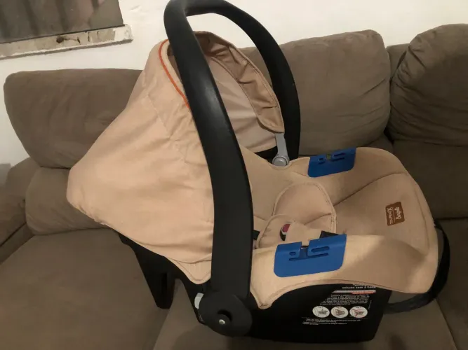 Bebê conforto Burigotto