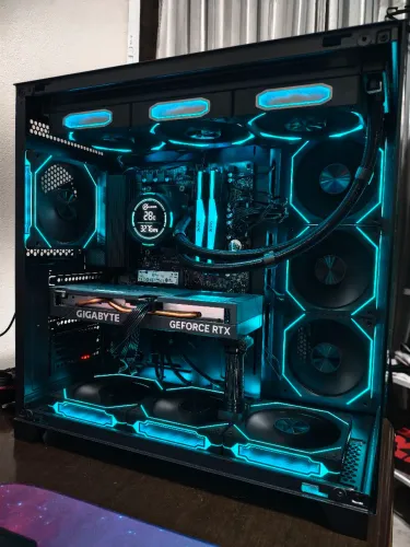 Pc gamer Ryzen 7 5700x + 16gb(2x8) + rtx 4060 8gb