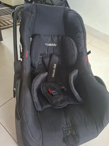 Bebê Conforto + base carro da Kiddo