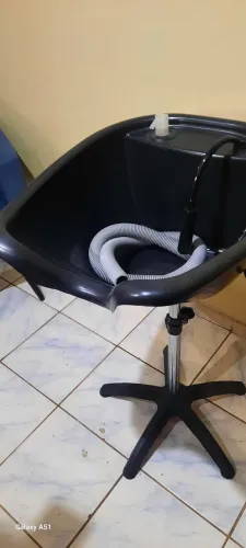 Lavatório Portátil de cabelo com Ducha e com Regulador de Altura.