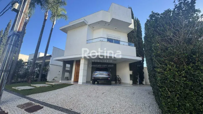 Casa Condomínio Fechado para alugar, 3 quartos, Jardim Inconfidência - Uberlândia/MG - Rot