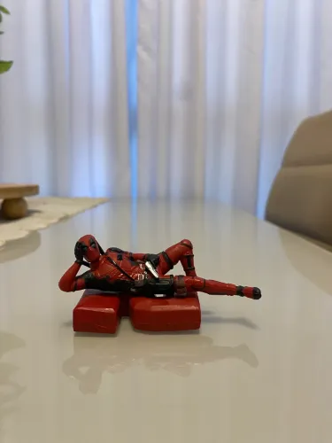 Boneco decorativo deadpool