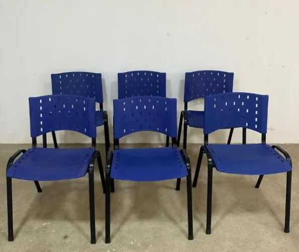 6 Cadeiras ISO Empilháveis Reforçada de Polipropileno Azul - P/ Recepção, Escola
