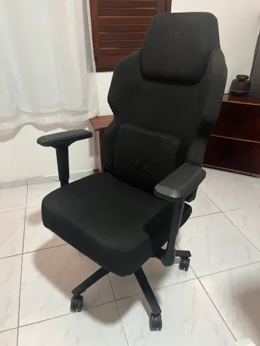 Cadeira Elements Magna Preta Ergonômica, Premium e com 10 Anos de Garantia