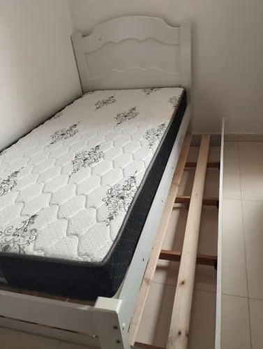 Cama Solteiro + Cama Auxiliar + 02 Colchões