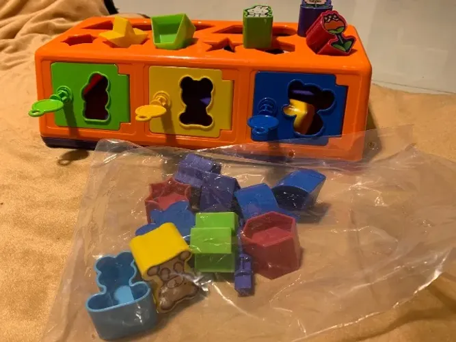 Brinquedo caixa e encaixa da Estrela - 1 ano