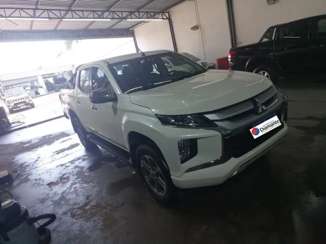 Mitsubishi L200 Triton Sport HPE 2.4 CD Diesel Aut. 2022