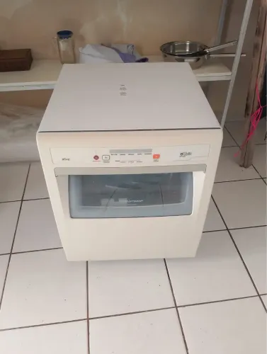 Máquina de lavar louça Brastemp 8 serviços 