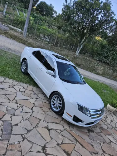 Ford Fusion SEL 3.0 V6 AWD 24V 243cv Aut. 2012
