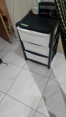 Gaveteiro usado apenas uma vez