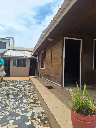 Imóvel para venda possui 180 metros quadrados com 4 quartos em Barra do Jacuípe - Camaçari