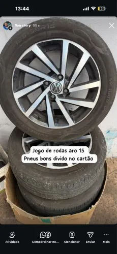 Jogo de rodas aro 15 4x100 pneus bons devido no cartão 