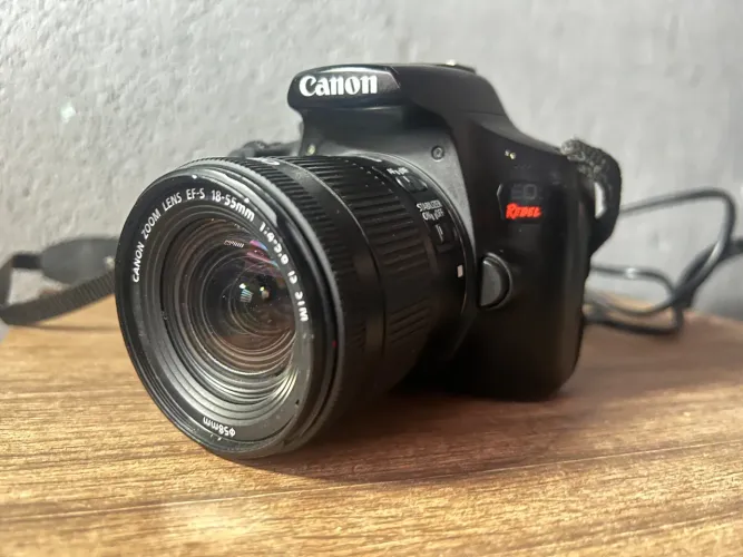 Canon T6