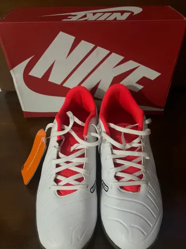 Tênis de Futsal Nike Tiempo Legend Academy