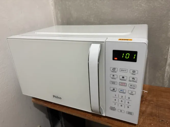 Microondas Philco PMO23B 220V 23L