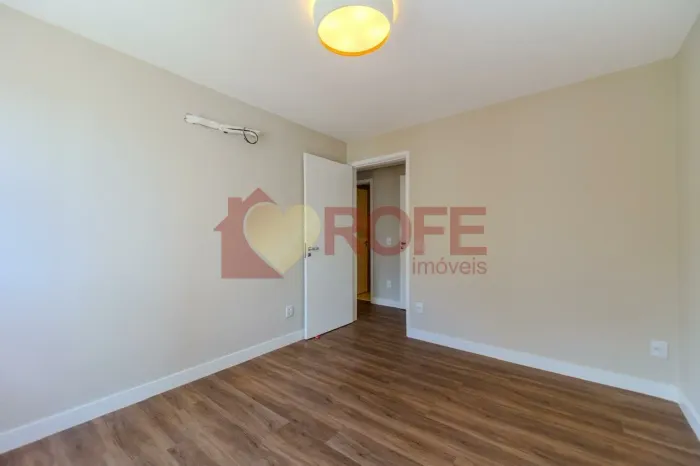 Apartamento de Luxo no Condomínio Edifício Nebraska